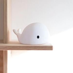 fl1875027-veilleuse-en-silicone-flow-amsterdam-moby-blanc-tu