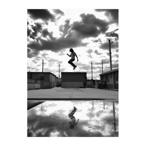 kb1852hag-actions01-poster-hartman-action-sports-01-noir-50x70-cm
