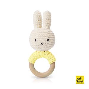 jdt6389-hochet-miffy-teether-eco-cotton-just-dutch-jaune-pastel-tu