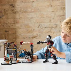 product/l/e/lego_a2502127_gris-noir-rouge_4.jpg