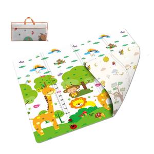 705000276-tapis-pliant-double-graphique-madmat-blanc-vert-200x1x151-cm