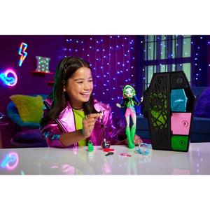 product/m/a/mattel_194735139347_vert_4.jpg