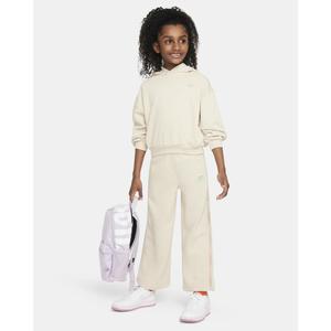 36m011-x5c-survetement-fille-nike-happy-camper-french-terry-sanddrift