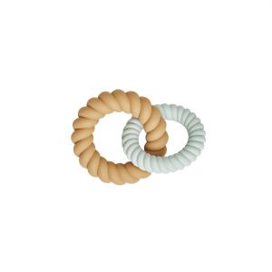 m107543-anneau-de-dentition-mini-bebe-oyoy-living-design-marron-8x8x1-5-cm
