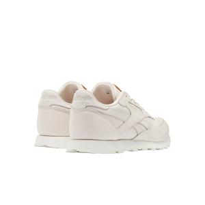 product/r/e/reebok-classics_dv9630_6_footwear_photography_back_lateral_top_view_white_000.jpg