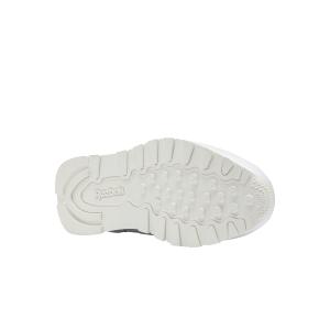 product/r/e/reebok-classics_dv9631_3_footwear_photography_bottom_view_white_000.jpg