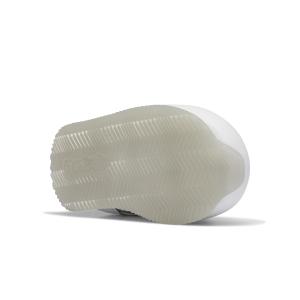 product/r/e/reebok_g57523_3_footwear_photography_bottom_view_white_000.jpg