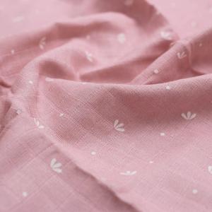 813-5048-lange-bebe-trois-kilos-sept-x3-petales-roses-70x70-cm