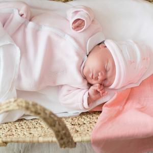 product/t/r/trois-kilos-sept_850-5000_blanc-rose_2.jpg